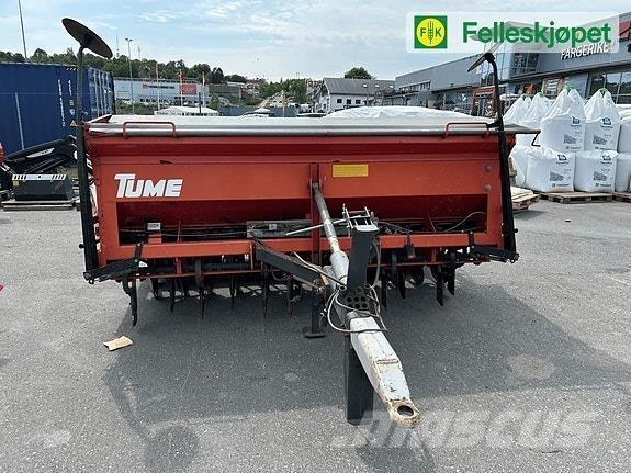 Tume HKL 3000 JC Rasturači mineralnog đubriva