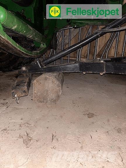 Tume kl 2500 Rasturači đubriva