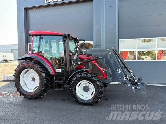 Valtra A 74 Traktori