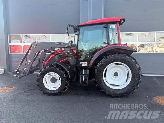Valtra A 74 Traktori