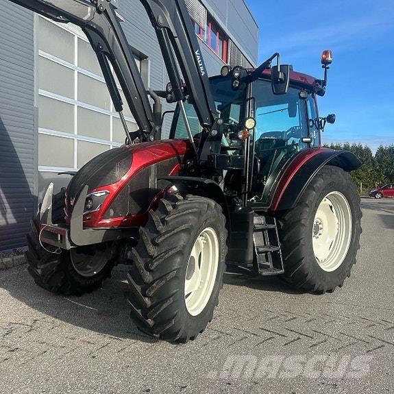 Valtra A115 Traktori