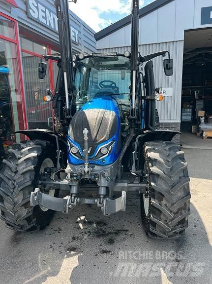 Valtra G135 Activ Traktori