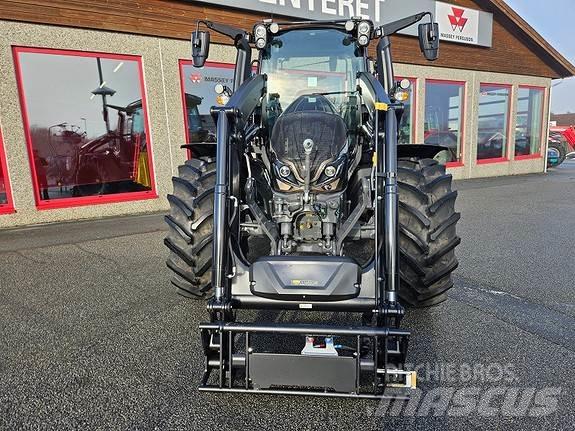 Valtra G135 Versu Traktori