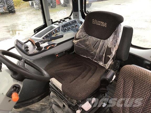 Valtra N154ED Traktori