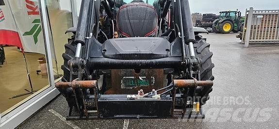 Valtra N174 Traktori