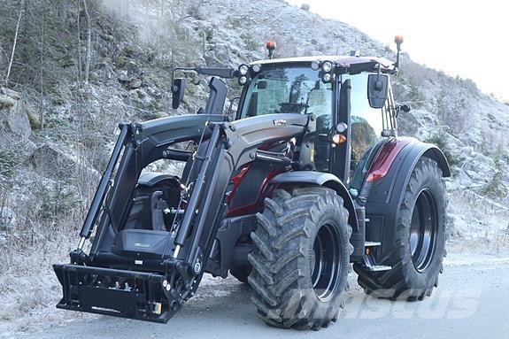 Valtra N174 Versu Traktori