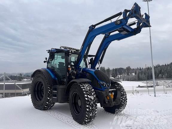 Valtra N174D Traktori