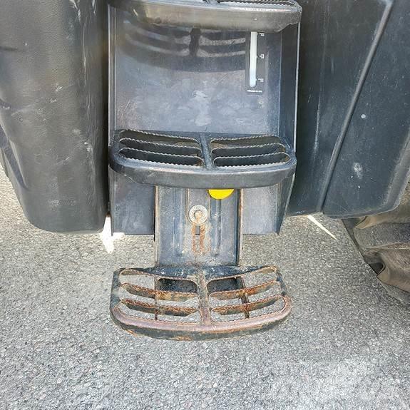 Valtra N174D Traktori