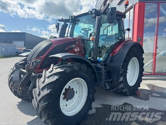 Valtra N174D Traktori