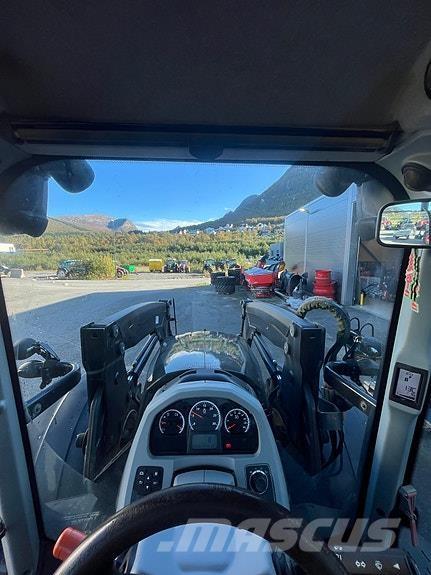 Valtra N174D Traktori