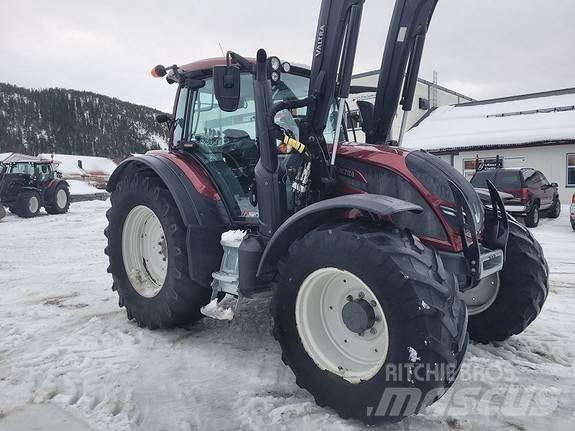 Valtra N174H Traktori