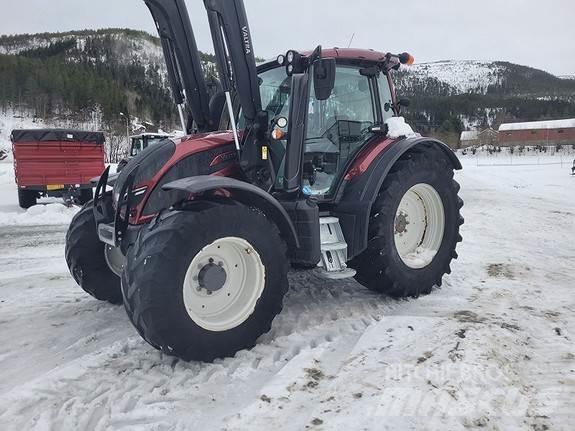 Valtra N174H Traktori
