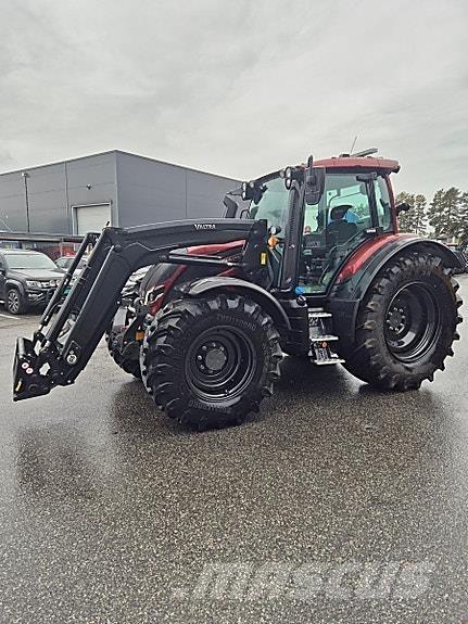 Valtra N175 Traktori