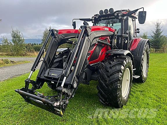 Valtra N175 Traktori