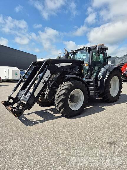 Valtra T 234 Versu Traktori