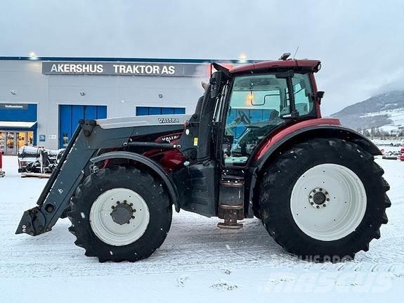 Valtra T174eD Traktori
