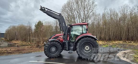 Valtra T234D ST Traktori