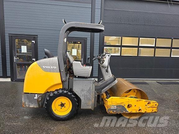 Volvo SD25 Asfaltni finišeri