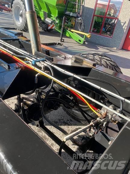 Western 14DLH Prikolice za opštu namenu