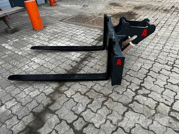   Ostale poljoprivredne mašine