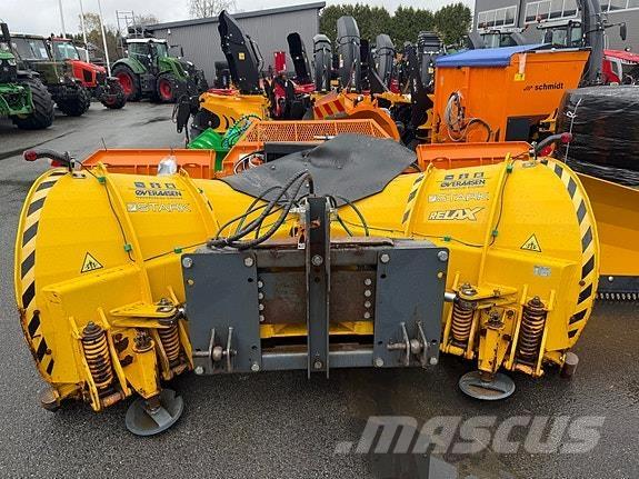   Snežne daske i plugovi