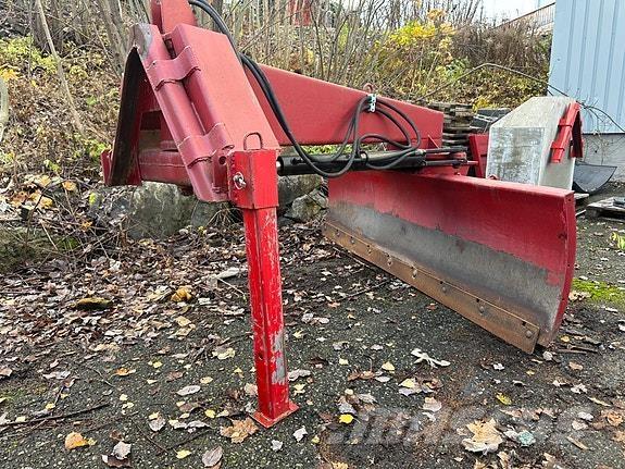   Ostale mašine za put i sneg