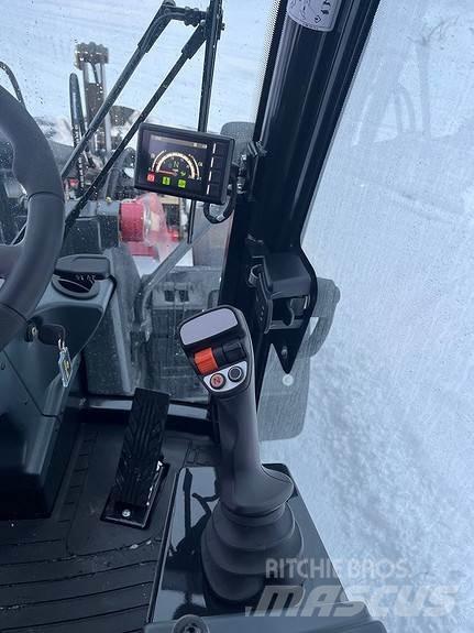 Yanmar V7 Gume, točkovi i felne