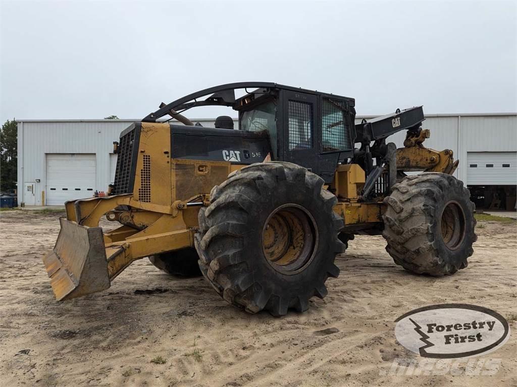 CAT 535C Skideri