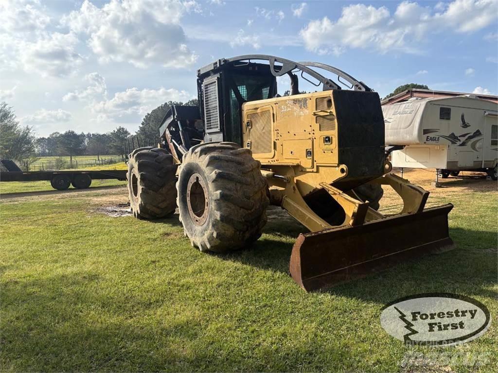 CAT 535D Skideri