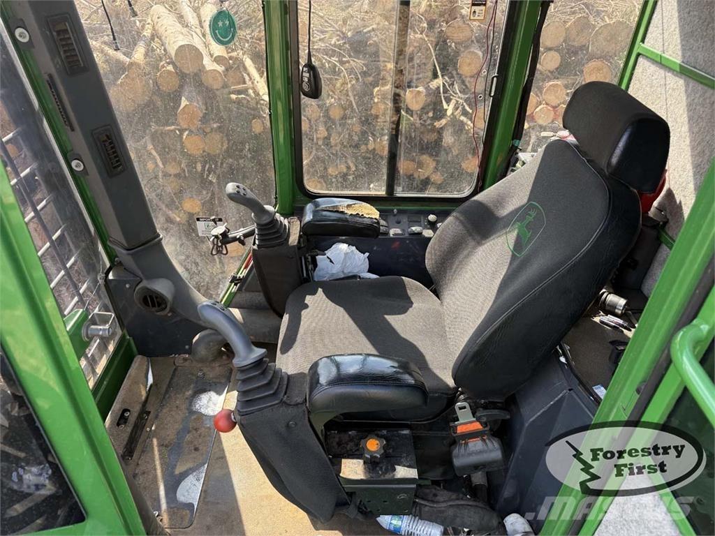 John Deere 437E Utovarivači stabala