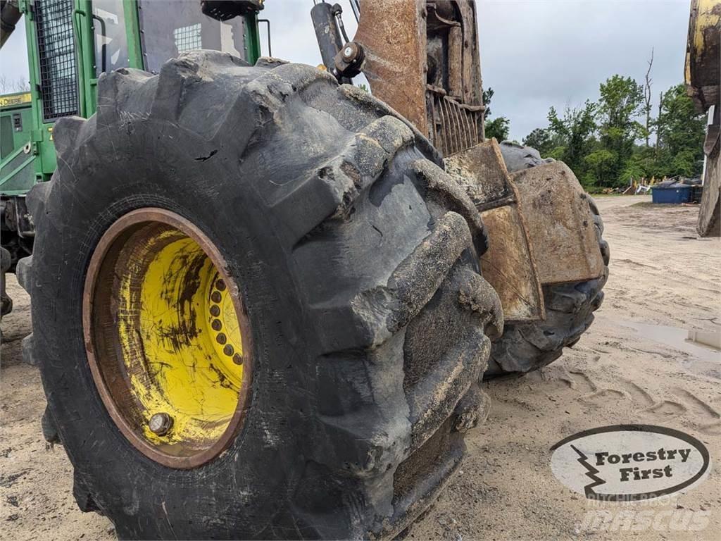 John Deere 748H Skideri