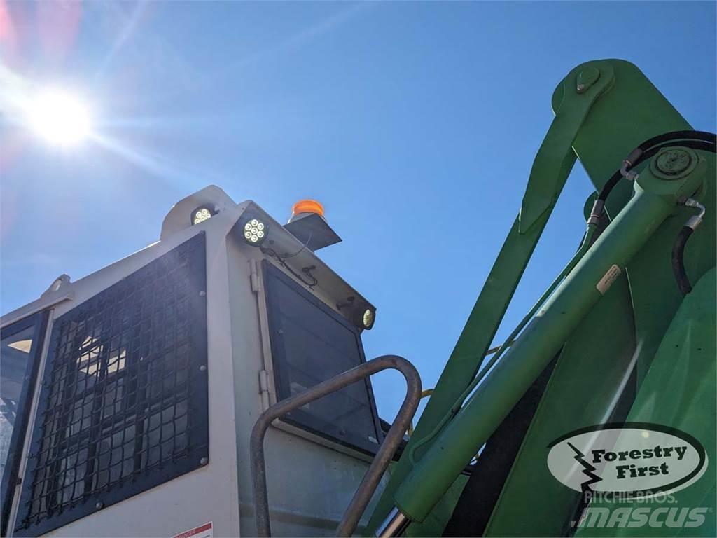 Sennebogen 830E Utovarivači stabala