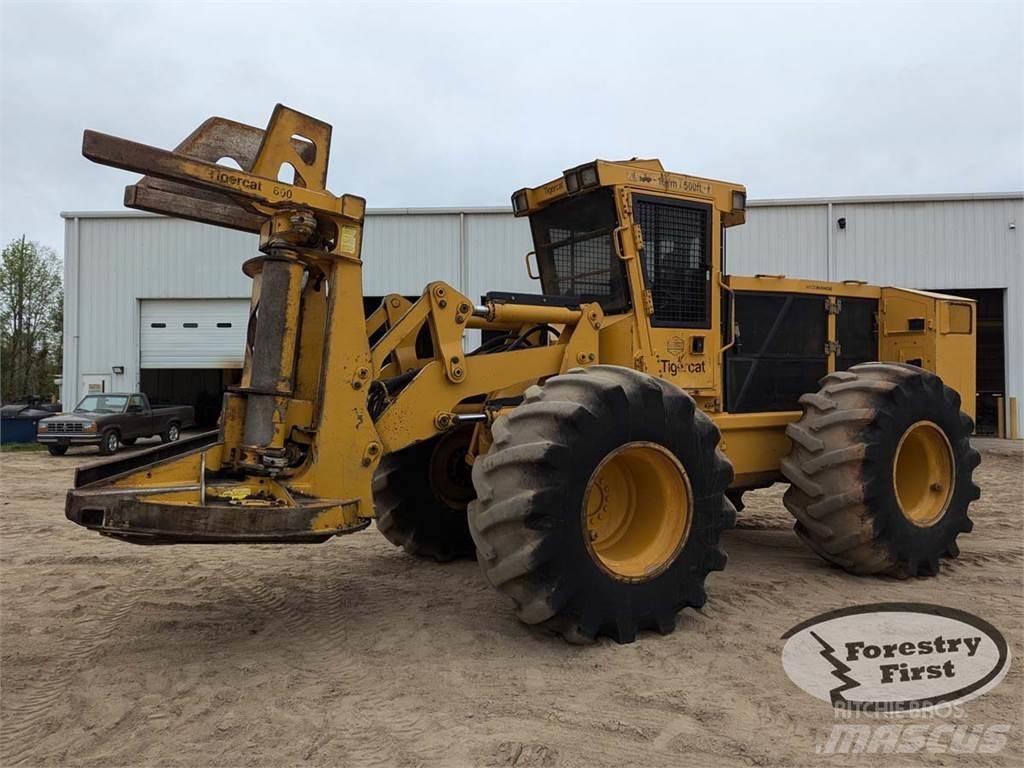 Tigercat 720G Mašine za sečenje drveća