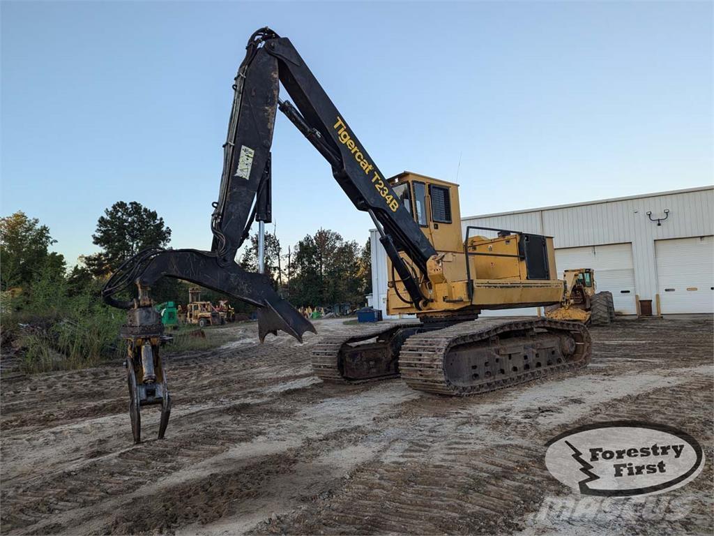 Tigercat T234B Utovarivači stabala