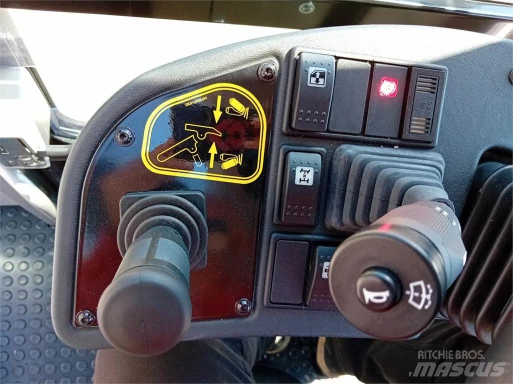 Mafi R336 4x4 Terminalni tegljači