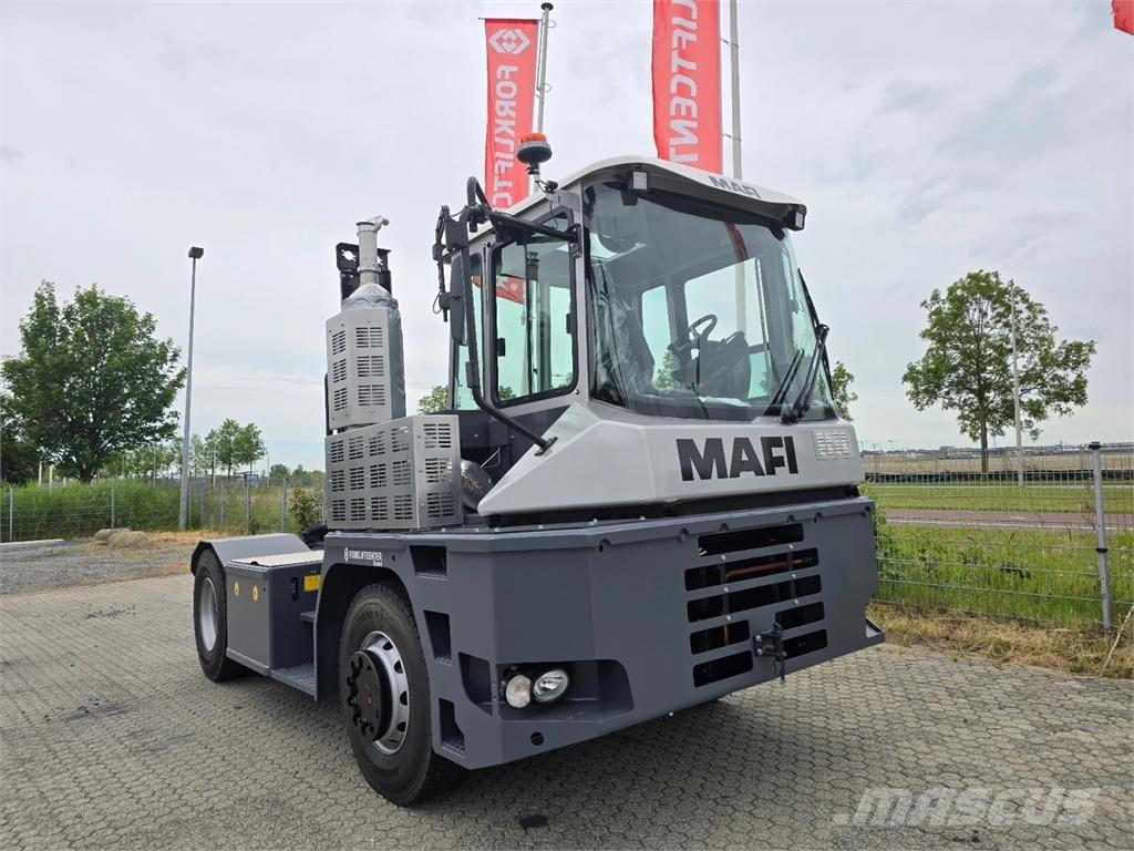 Mafi R336 4x4 Terminalni tegljači