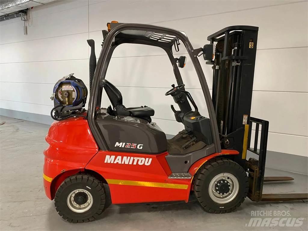 Manitou MI25G Plinski viljuškari