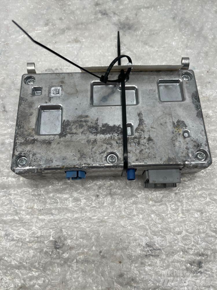 Bosch  Kabine i unutrašnjost