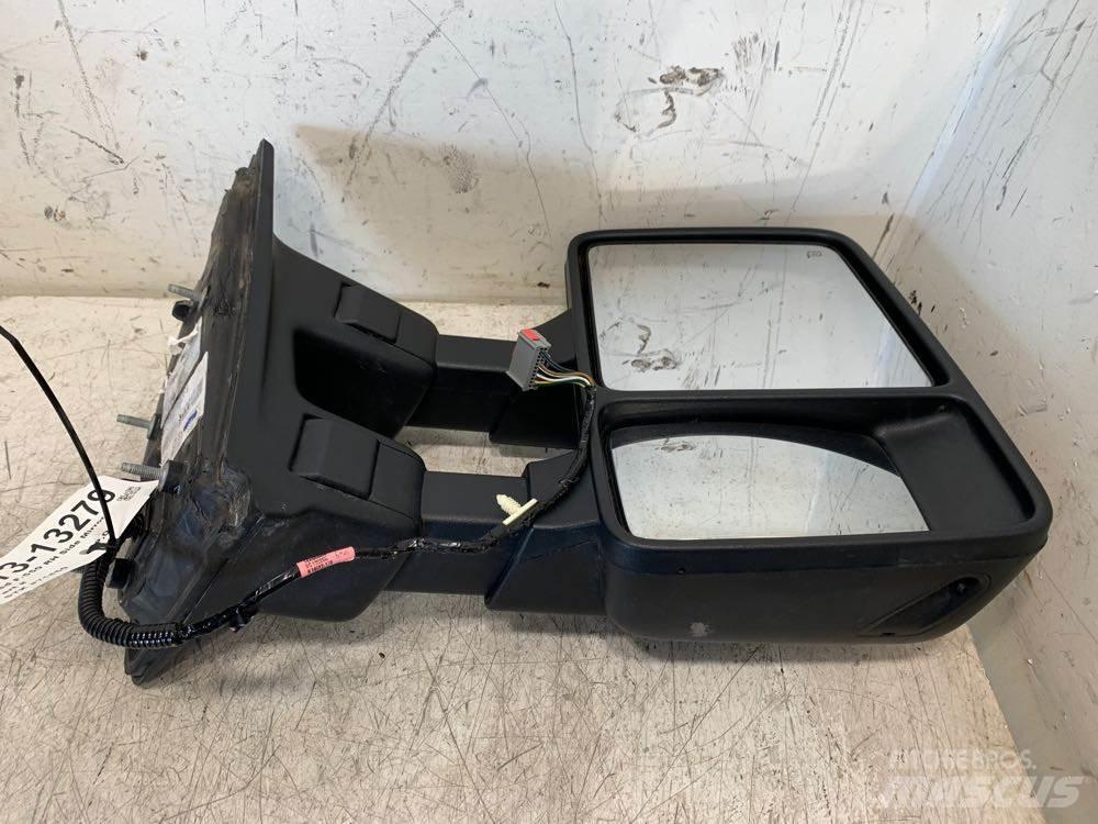 Ford F-550 Ostale kargo komponente