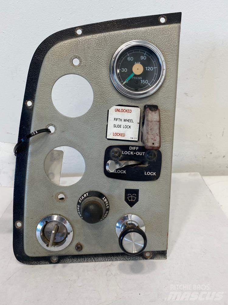 Ford LTA Ostale kargo komponente