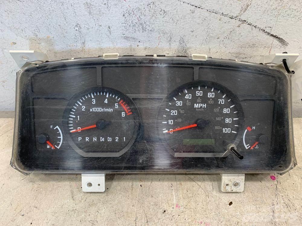 Isuzu NPR Ostale kargo komponente