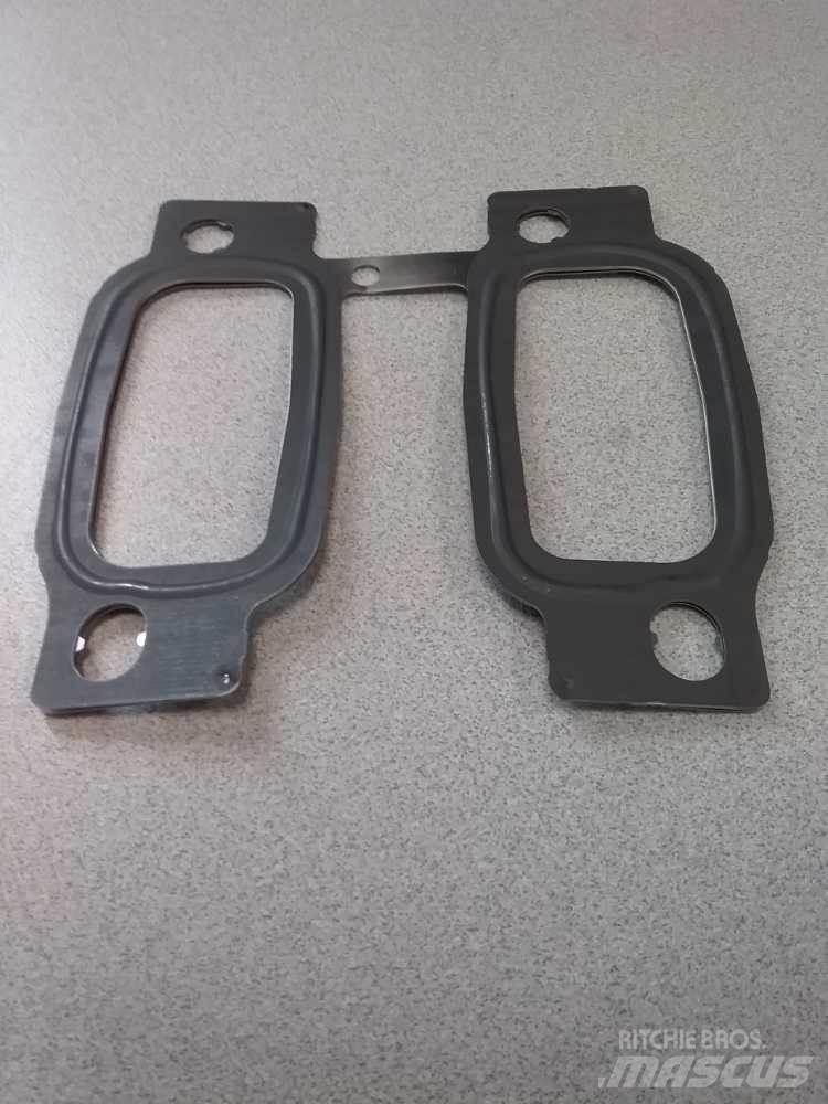 Mack MP8 Ostale kargo komponente