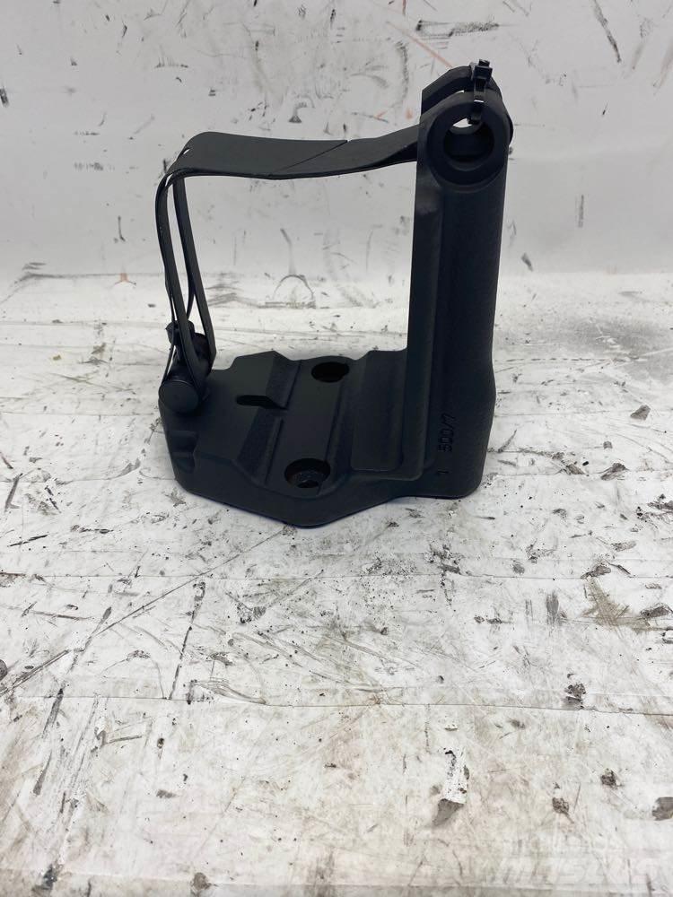 Mack MP8 Ostale kargo komponente