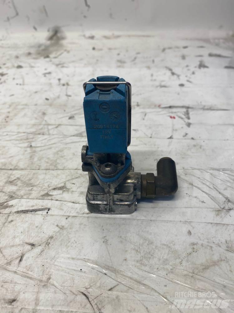 Mack MP8 Ostale kargo komponente