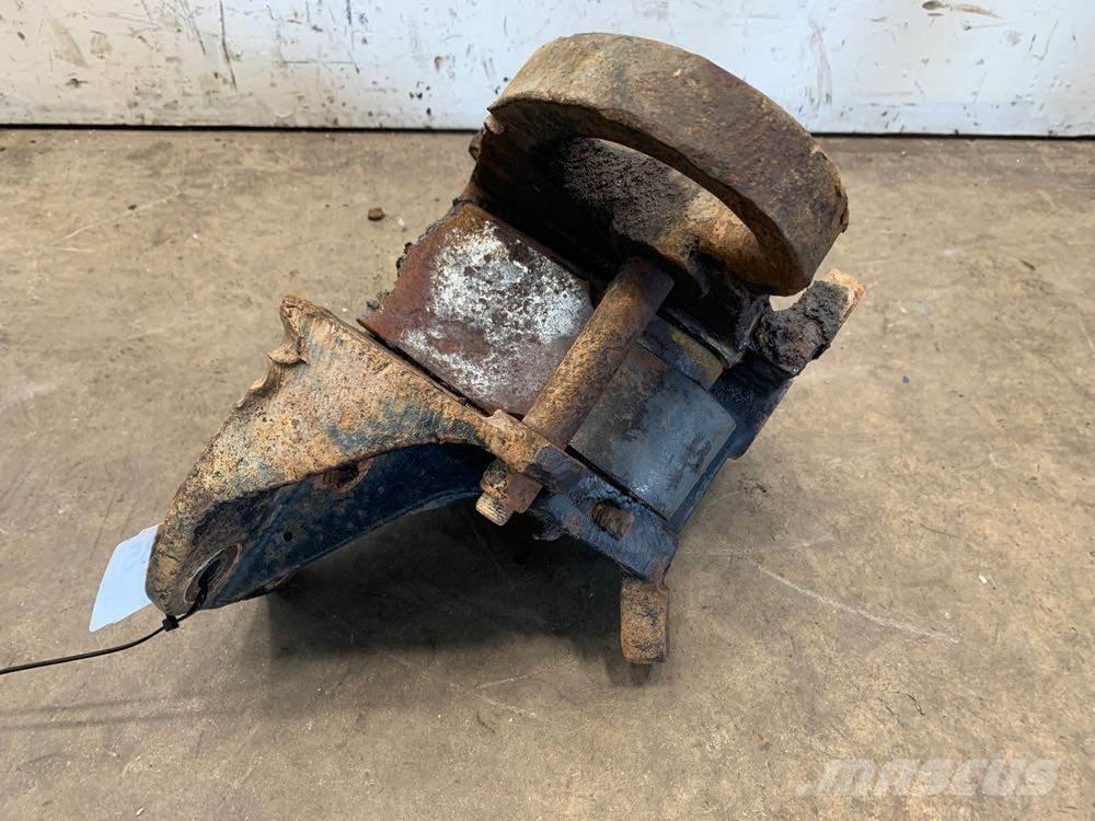 Mack RD680 Ostale kargo komponente