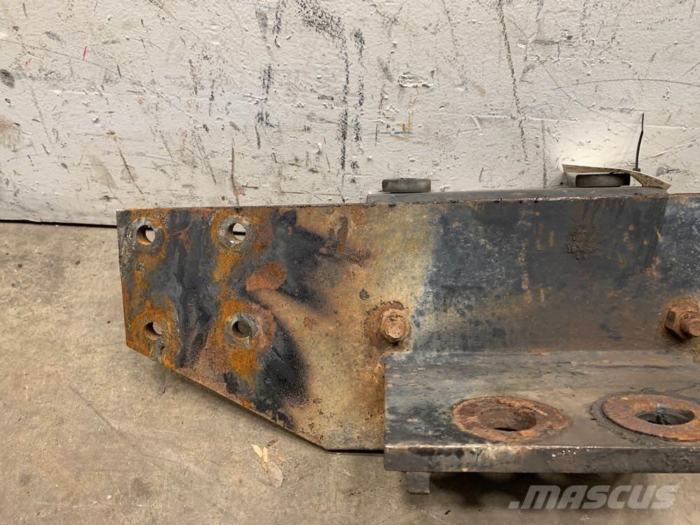 Mack RD680 Ostale kargo komponente