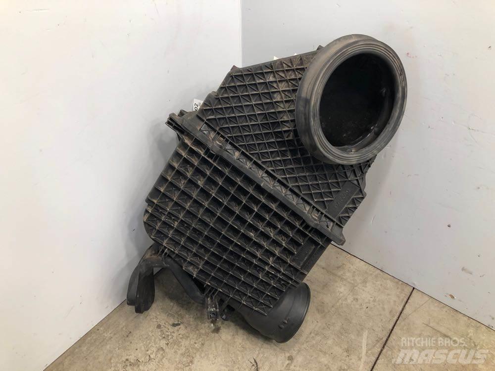 Paccar  Ostale kargo komponente
