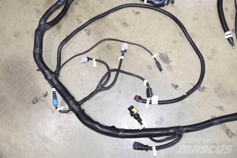 Paccar  Ostale kargo komponente
