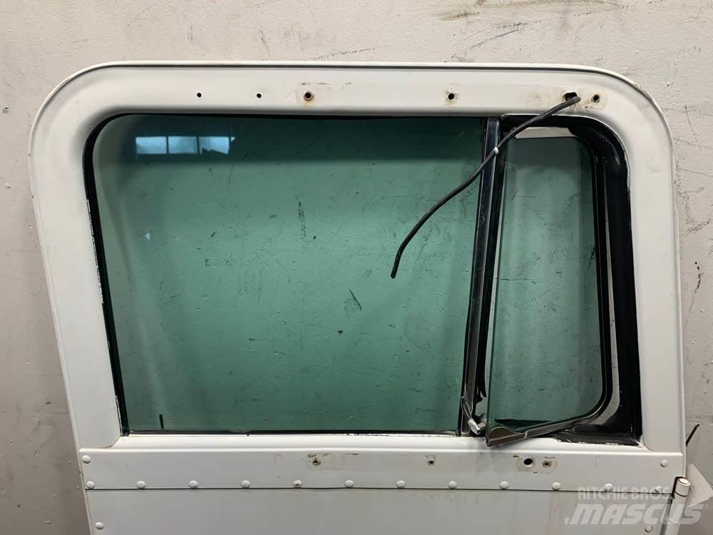 Peterbilt  Ostale kargo komponente
