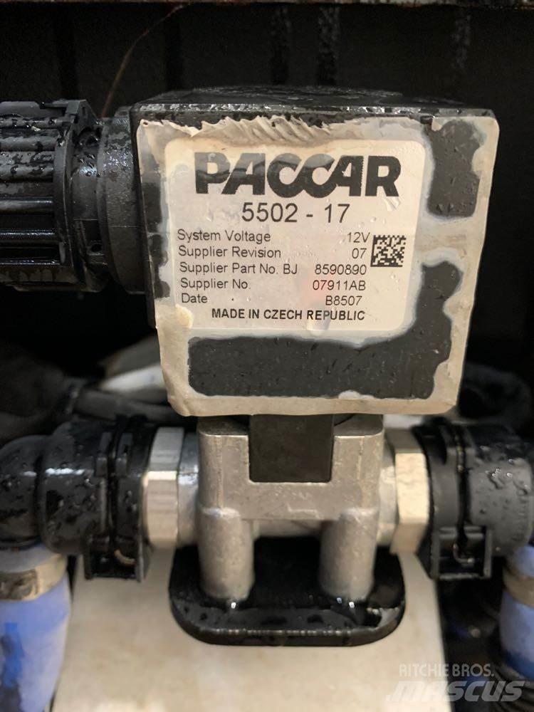 Peterbilt  Ostale kargo komponente